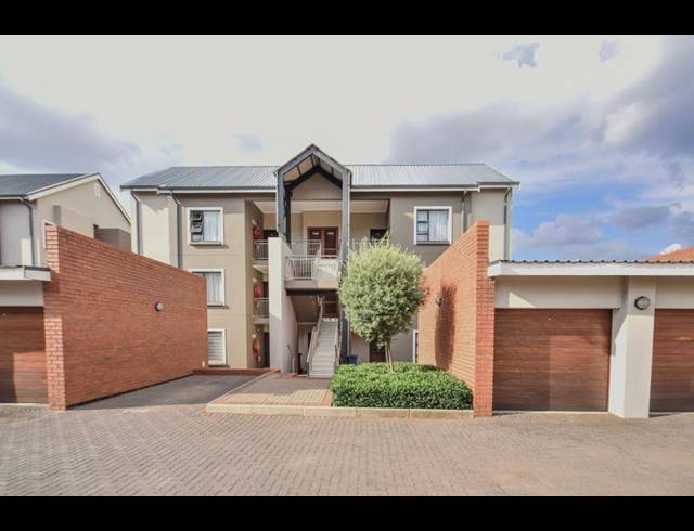 2 BEDROOM APARTMENT FOR SALE IN GOLDEN FIELDS ESTATE